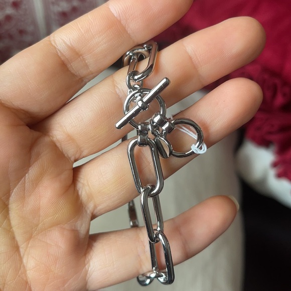 Michael Kors Silvertone MK LOGO Long Link Toggle Bracelet MKJ7744 040 $145 - Picture 3 of 7